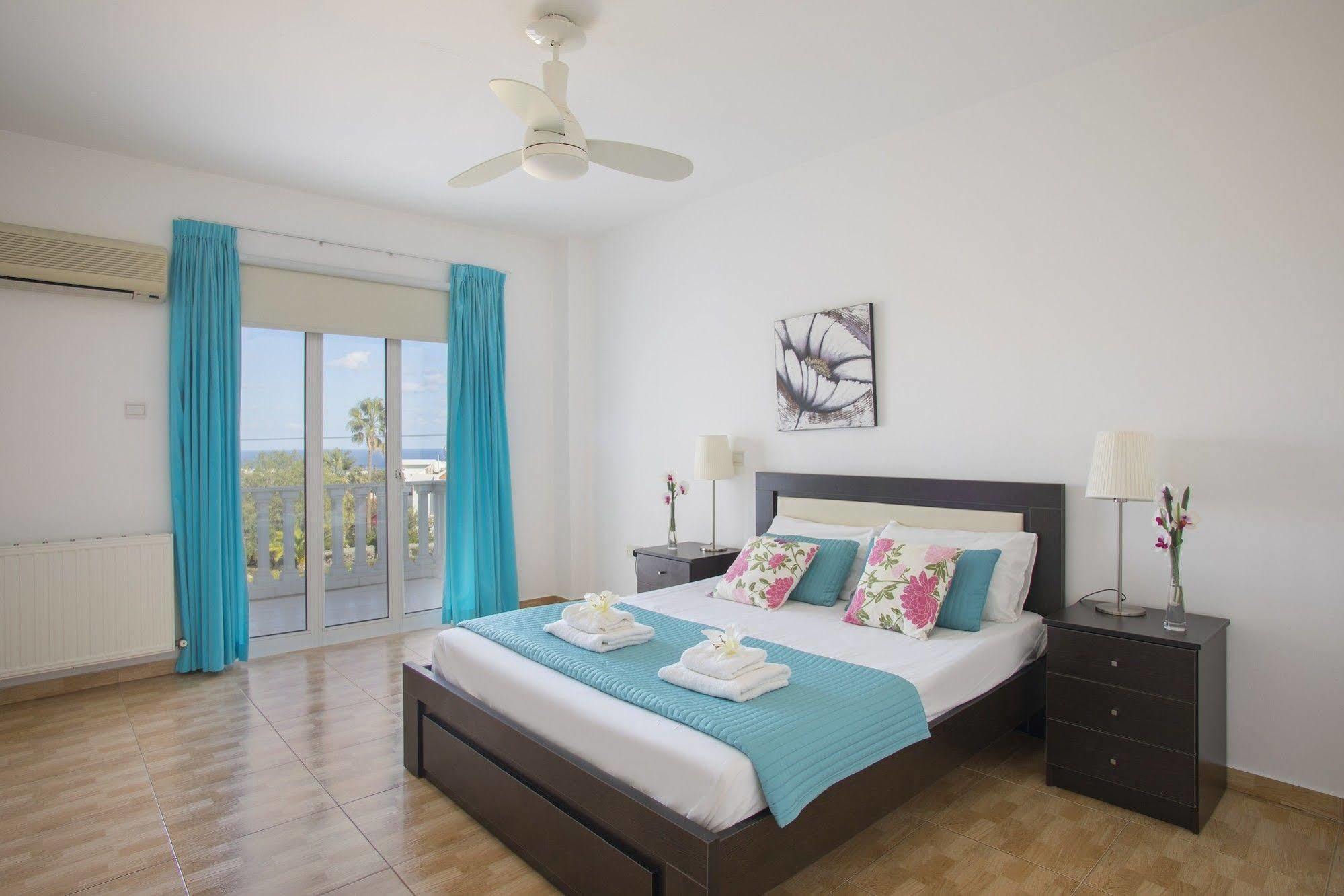 Villa Georgia Pernera 외부 사진